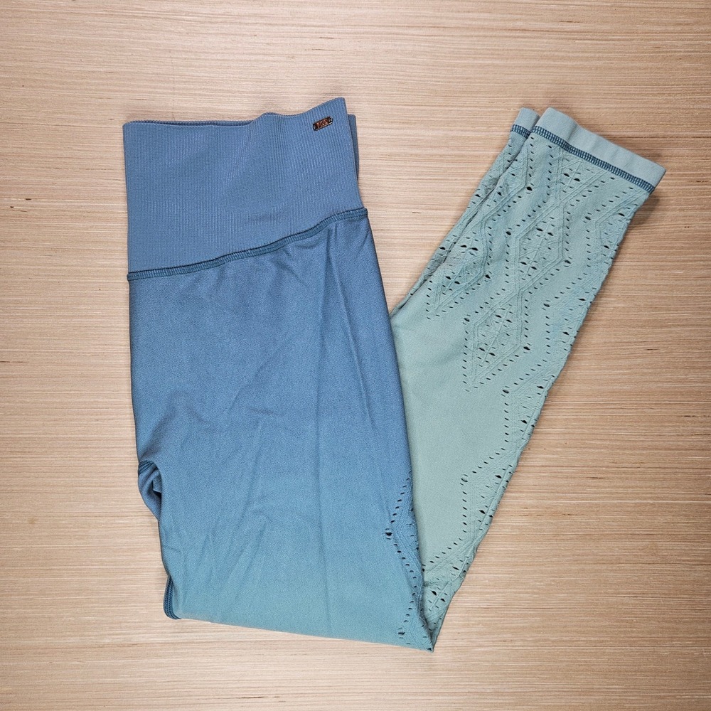 Victoria's Secret PINK Active Leggings Women‎ L 28x26 Blue Ombre Perforated